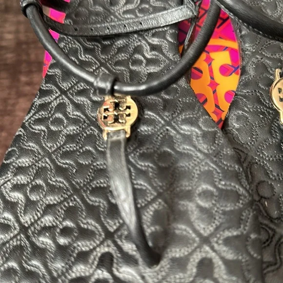 Tory Burch sandals - Picture 2 of 3